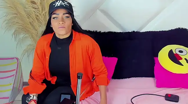 ScarlethNatasha online show from 12/27/24, 02:25