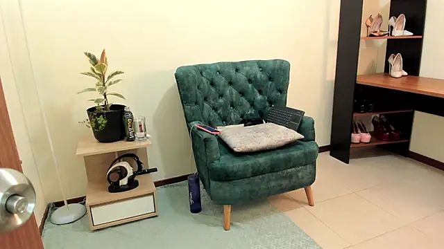 baker ella online show from 02/21/25, 03:01