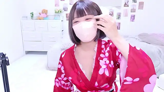 Snapshot of aki_zzz chatting on 09/17/25, 03:30 aki zzz online show from 09/17/25, 03:30