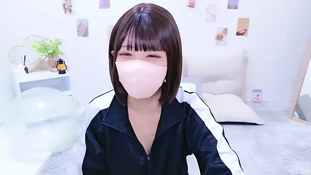 Snapshot of aki_zzz chatting on 11/05/25, 04:29 aki zzz online show from 11/05/25, 04:29