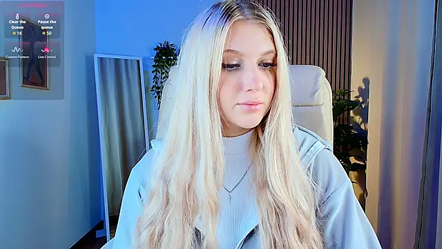 Evacadooo online show from 02/26/26, 02:32