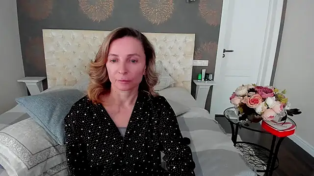 AllisonWilliams online show from 05/11/26, 04:04