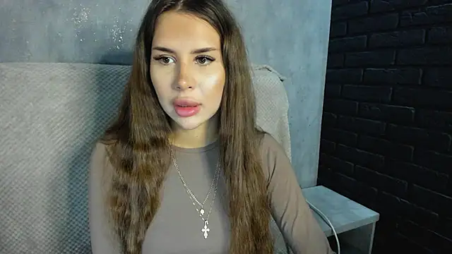 Snapshot of SuraMune chatting on 09/30/25, 11:15 SuraMune online show from 09/30/25, 11:15