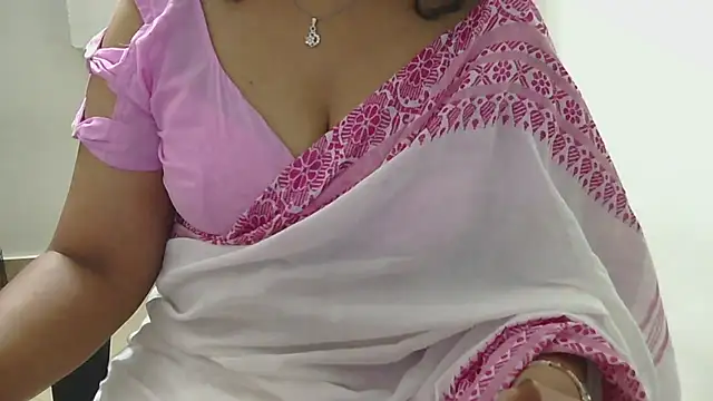 indian anu mallu online show from 10/30/25, 05:24