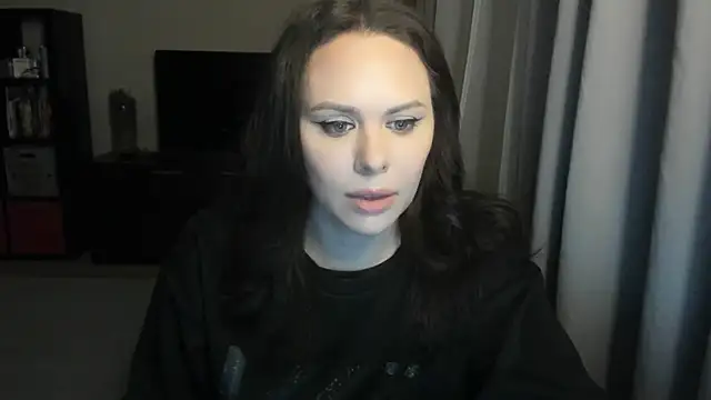 MollyCheiz online show from 02/08/26, 05:38