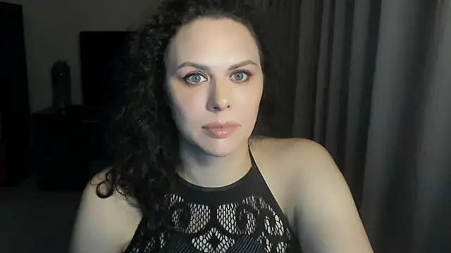 MollyCheiz online show from 06/22/26, 09:23