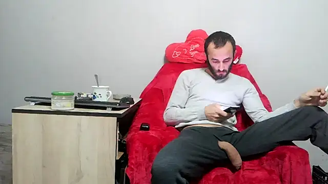 Snapshot of kisandgioni chatting on 02/25/25, 07:36 kisandgioni online show from 02/25/25, 07:36