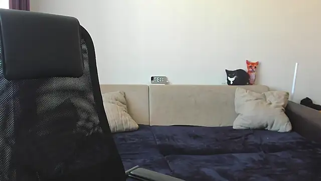 Ostin meow online show from 09/20/25, 04:35