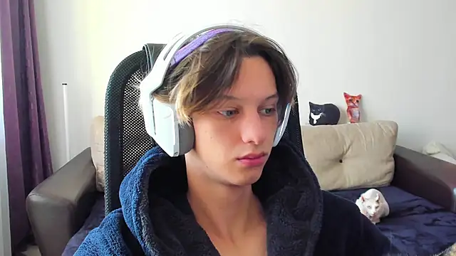 Ostin meow online show from 10/17/25, 09:12