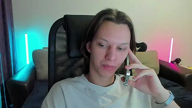 Ostin meow online show from 04/08/26, 04:18