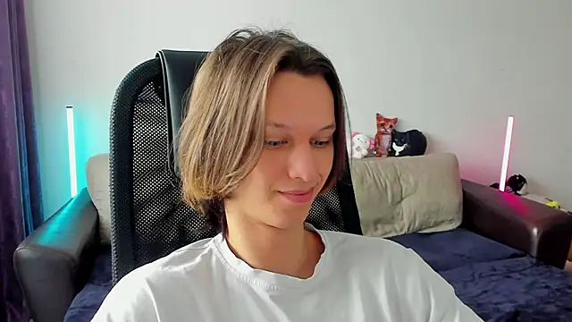 Ostin meow online show from 04/11/26, 09:46