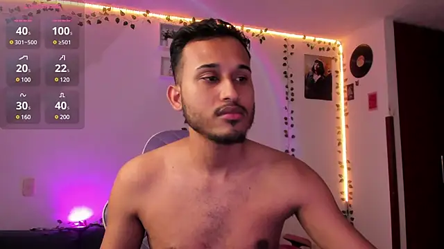 Snapshot of Raf_brunette chatting on 02/22/25, 10:18 Raf brunette online show from 02/22/25, 10:18