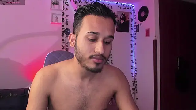 Raf brunette online show from 03/11/25, 12:17