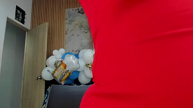 Snapshot of Any_topless chatting on 09/23/25, 11:02 Any topless online show from 09/23/25, 11:02