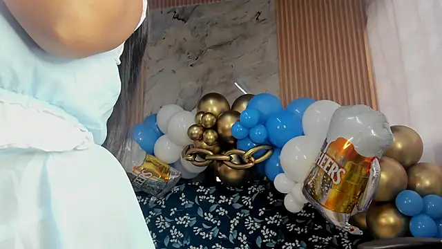 Snapshot of Any_topless chatting on 09/26/25, 11:03 Any topless online show from 09/26/25, 11:03