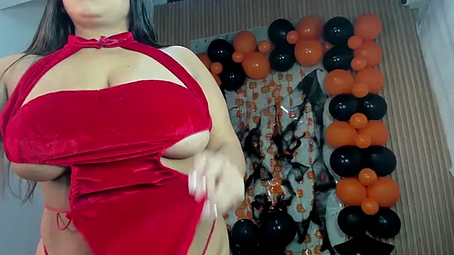 Snapshot of Any_topless chatting on 10/21/25, 11:00 Any topless online show from 10/21/25, 11:00