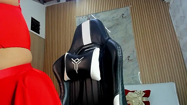 Snapshot of Any_topless chatting on 01/15/26, 11:04 Any topless online show from 01/15/26, 11:04