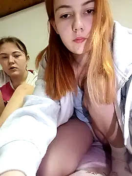 Snapshot of ella_grays chatting on 02/03/25, 08:13 ella grays online show from 02/03/25, 08:13