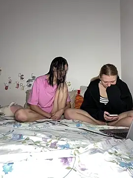 ella grays online show from 05/19/26, 07:09