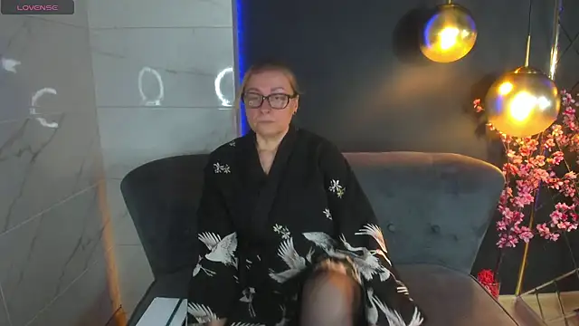 AlexandraKind online show from 01/30/25, 01:53