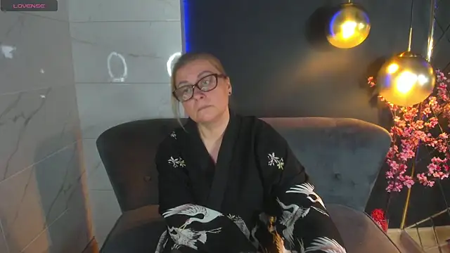 AlexandraKind online show from 01/30/25, 05:06