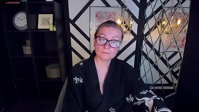 AlexandraKind online show from 02/09/25, 03:32