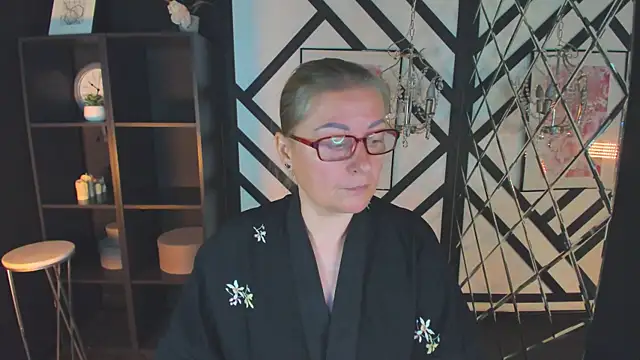 AlexandraKind online show from 09/16/25, 02:18