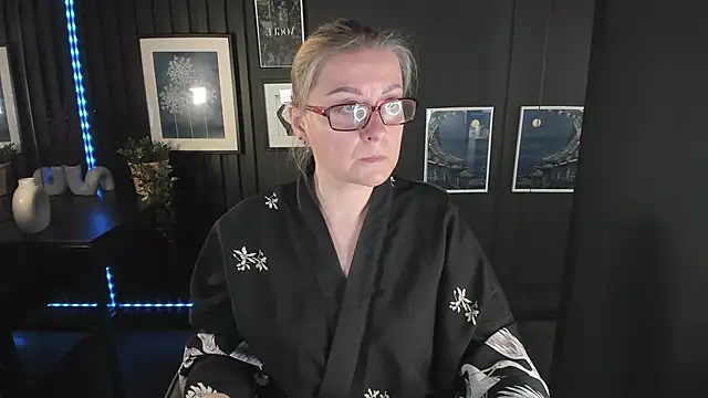 AlexandraKind online show from 09/23/25, 01:58