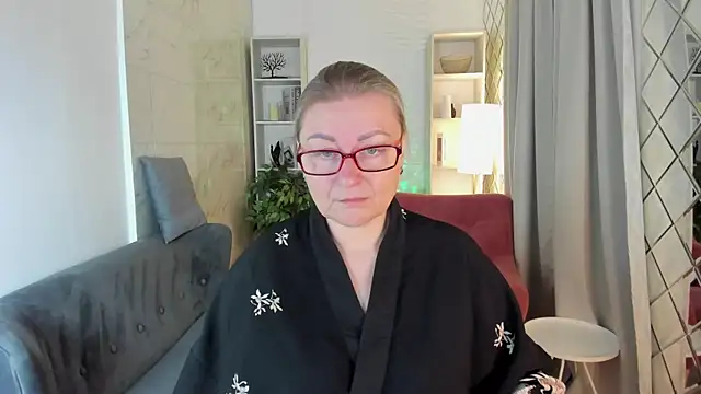 AlexandraKind online show from 11/09/25, 01:42