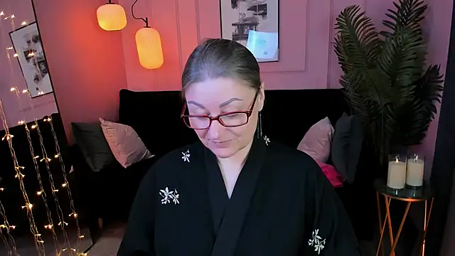 AlexandraKind online show from 02/25/26, 08:40