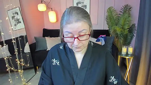 AlexandraKind online show from 02/28/26, 01:45