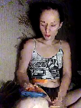 Snapshot of -bey_bi_Start chatting on 11/19/25, 12:21 -bey bi Start online show from 11/19/25, 12:21