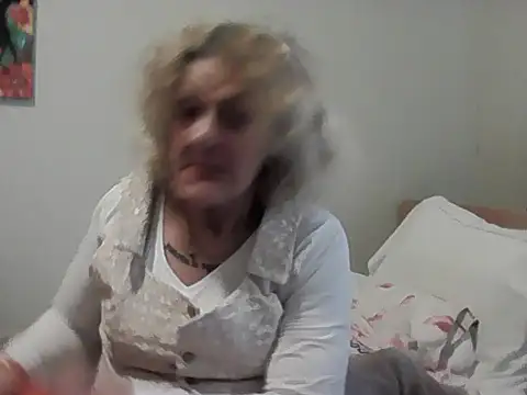 housewife shantie online show from 03/28/26, 10:26