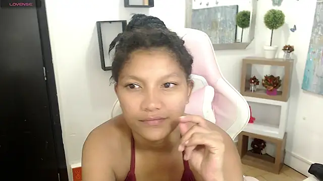 Snapshot of elly_willis chatting on 02/17/25, 03:36 elly willis online show from 02/17/25, 03:36