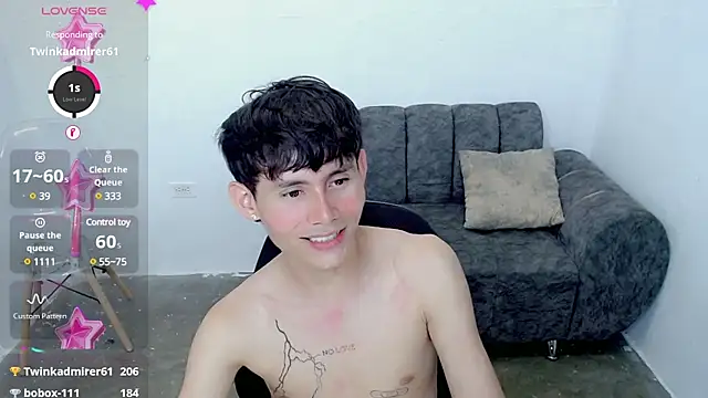 tanjiro cute online show from 12/23/24, 06:33