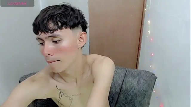 tanjiro cute online show from 01/01/25, 07:30