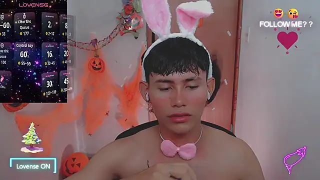 tanjiro cute online show from 11/18/25, 05:56