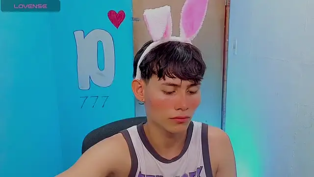 tanjiro cute online show from 05/16/26, 03:47