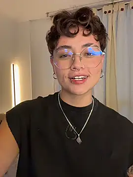 Snapshot of Chriss_gomez2 chatting on 02/08/26, 11:19 Chriss gomez2 online show from 02/08/26, 11:19