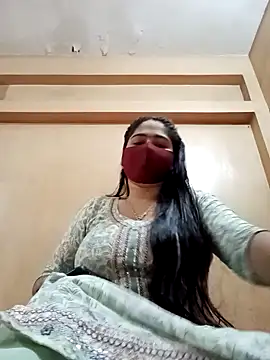 Magical Girl- online show from 01/26/25, 03:59