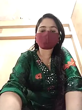 Magical Girl- online show from 03/18/25, 02:25