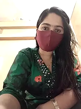 Magical Girl- online show from 03/23/25, 03:32