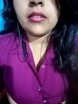Snapshot of Love-Veronica chatting on 05/06/26, 12:10 Love-Veronica online show from 05/06/26, 12:10