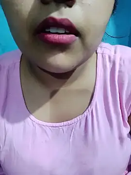 Love-Veronica online show from 07/22/26, 01:14