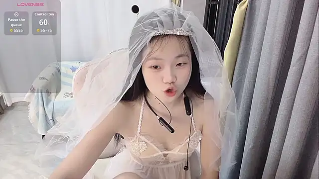 Lena-yyds online show from 11/06/25, 05:03