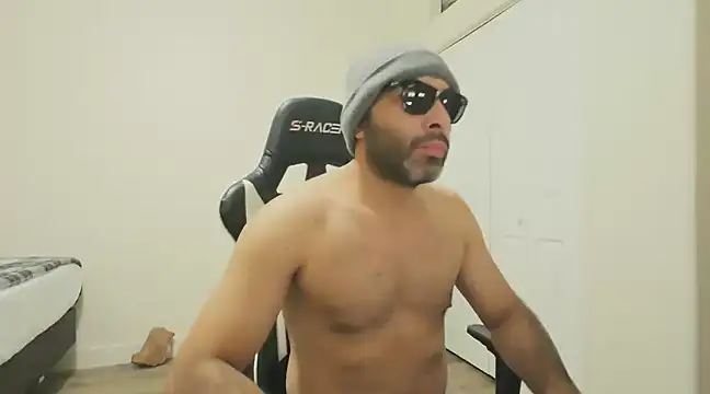 Aleja-DogMale online show from 12/06/24, 01:18