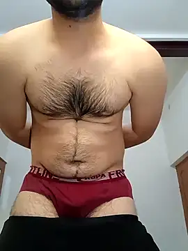 Snapshot of smartboy010101 chatting on 12/18/24, 03:37 smartboy010101 online show from 12/18/24, 03:37