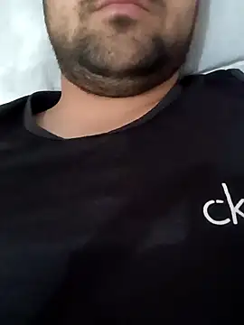 Snapshot of smartboy010101 chatting on 03/10/25, 10:37 smartboy010101 online show from 03/10/25, 10:37