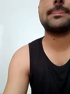 Snapshot of smartboy010101 chatting on 10/11/25, 04:22 smartboy010101 online show from 10/11/25, 04:22