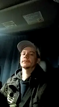 ChuckyyDee online show from 12/20/24, 09:32